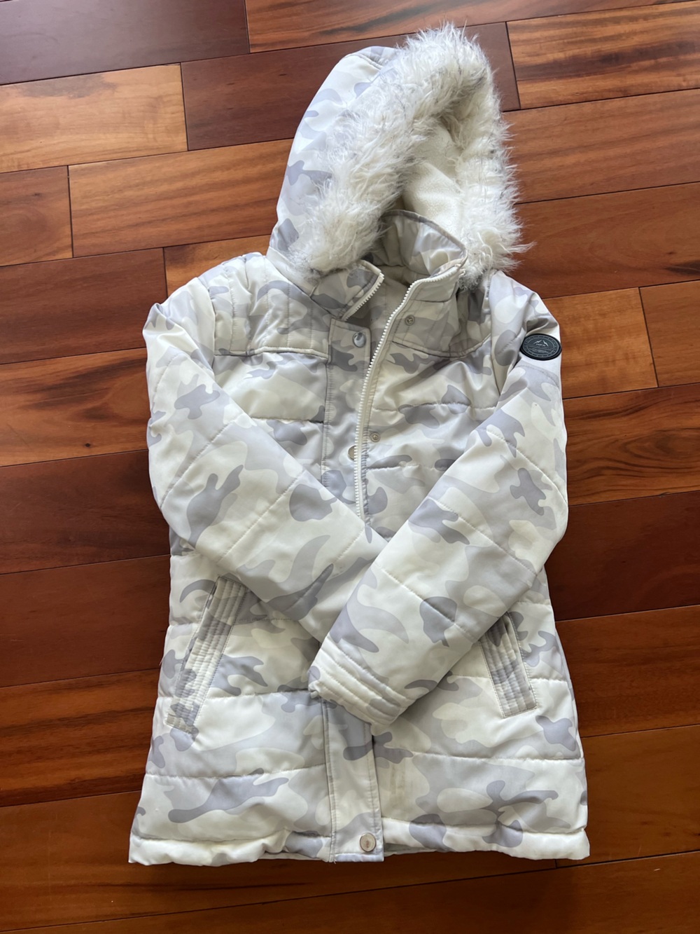 Girls' White & Gray Camo Quilted Puffer Jacket with Hood